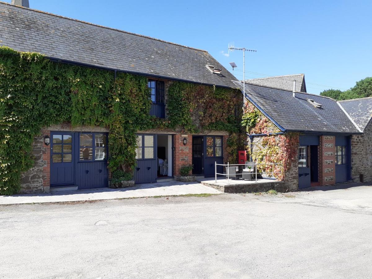 The Ivy Barn Holbeton Hotel Eksteriør billede